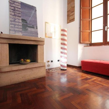 Logge Del Papa Apartment Siena Exteriör bild